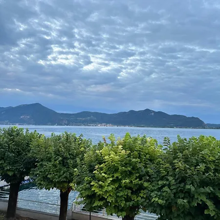 La Terrazza Iseana 아파트